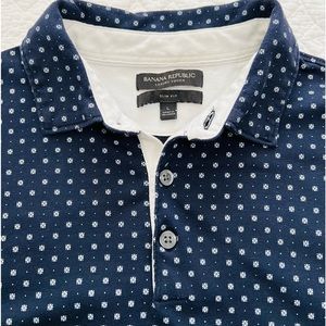 Banana republic standard fit luxury touch